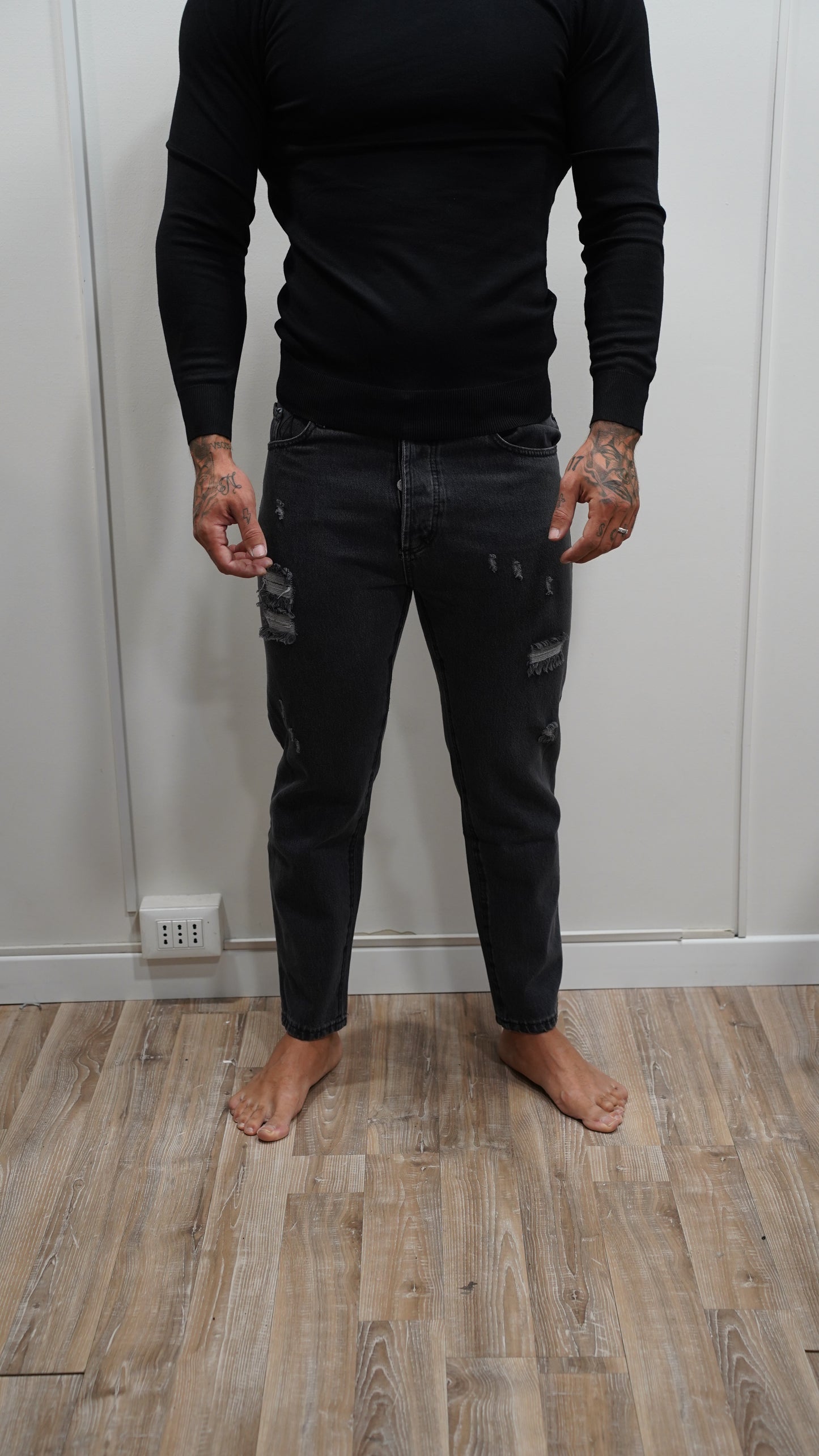 JEANS SCURO